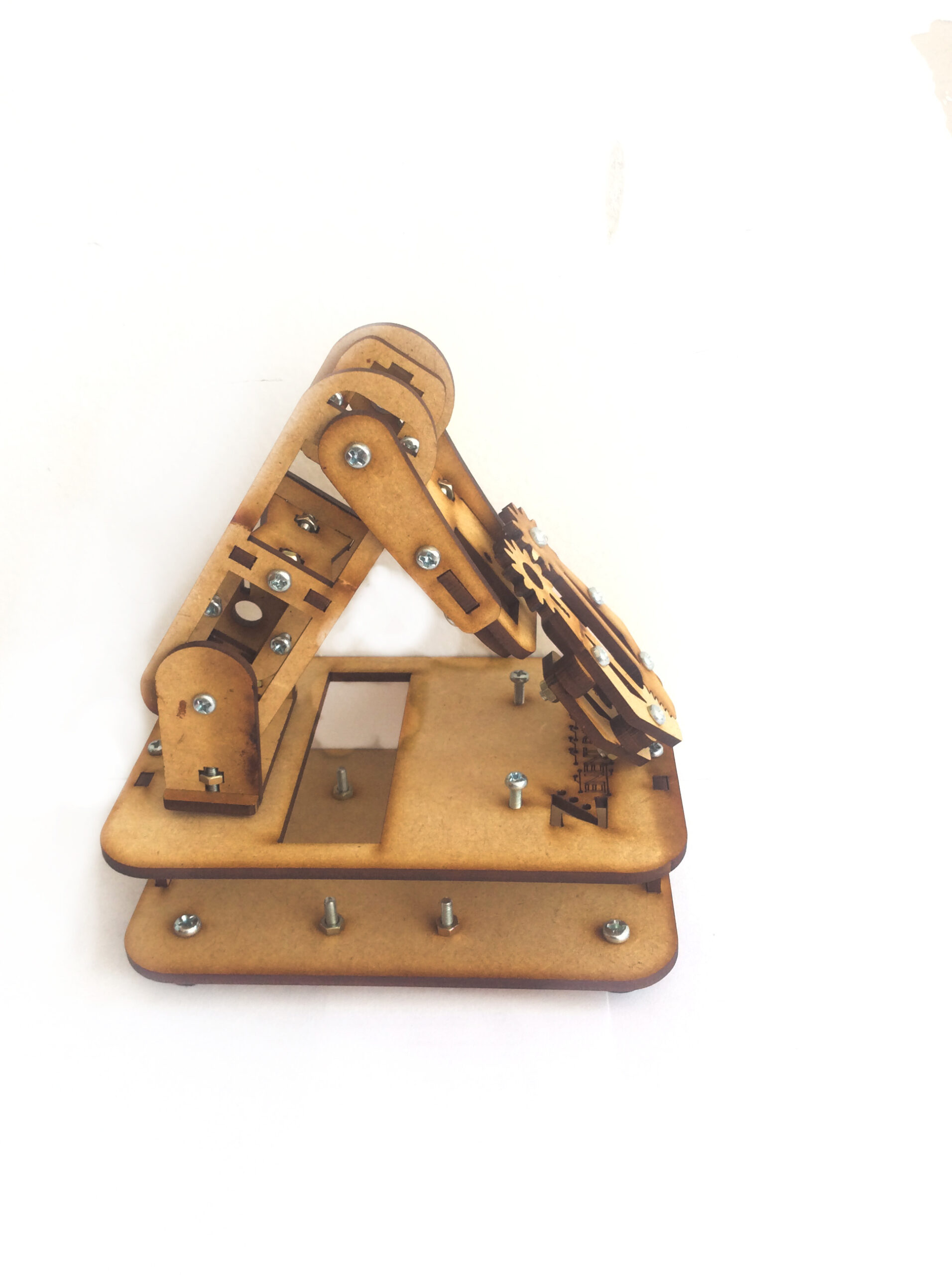¿Como Ensamblar Brazo Robotico MinBox?